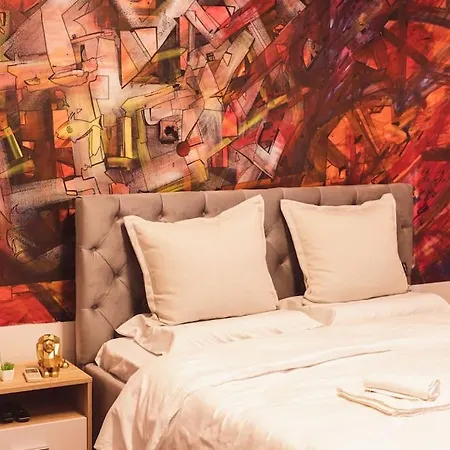 Art Myslym Shyri Appartement