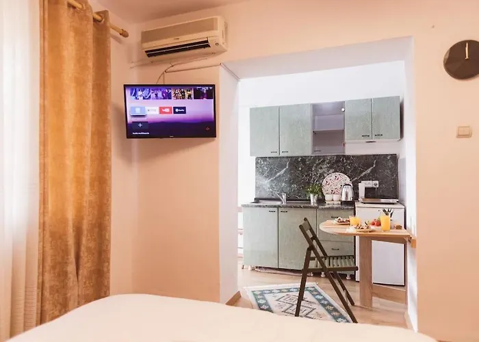 Art Myslym Shyri Apartmán Tirana