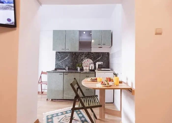 Art Myslym Shyri Apartmán *